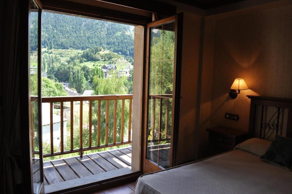Hotel Bocale Сальєнт-де-Гальєго Екстер'єр фото