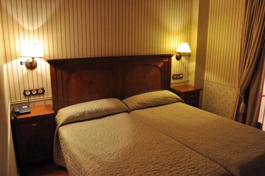 Hotel Bocale Сальєнт-де-Гальєго Номер фото